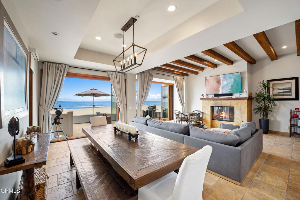 1417 Marine Way