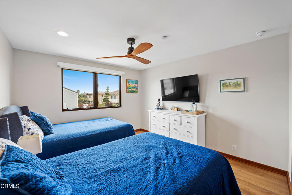 Oxnard Shores 01 - 127701 - Residential