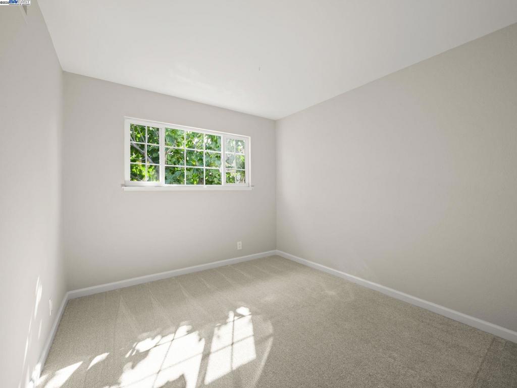 SUNDALE AREA - Residential