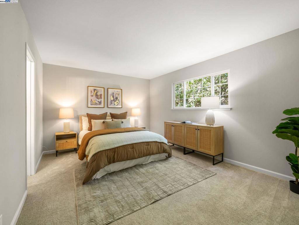 SUNDALE AREA - Residential