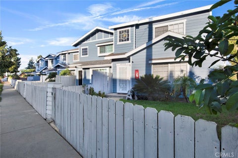 Photo of 6230 Nye St ST, Commerce, CA 90040 (MLS # SR26200672)