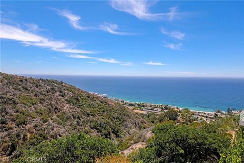 Tiny photo for 661 Nyes Pl, Laguna Beach, CA 92651 (MLS # OC25232882)