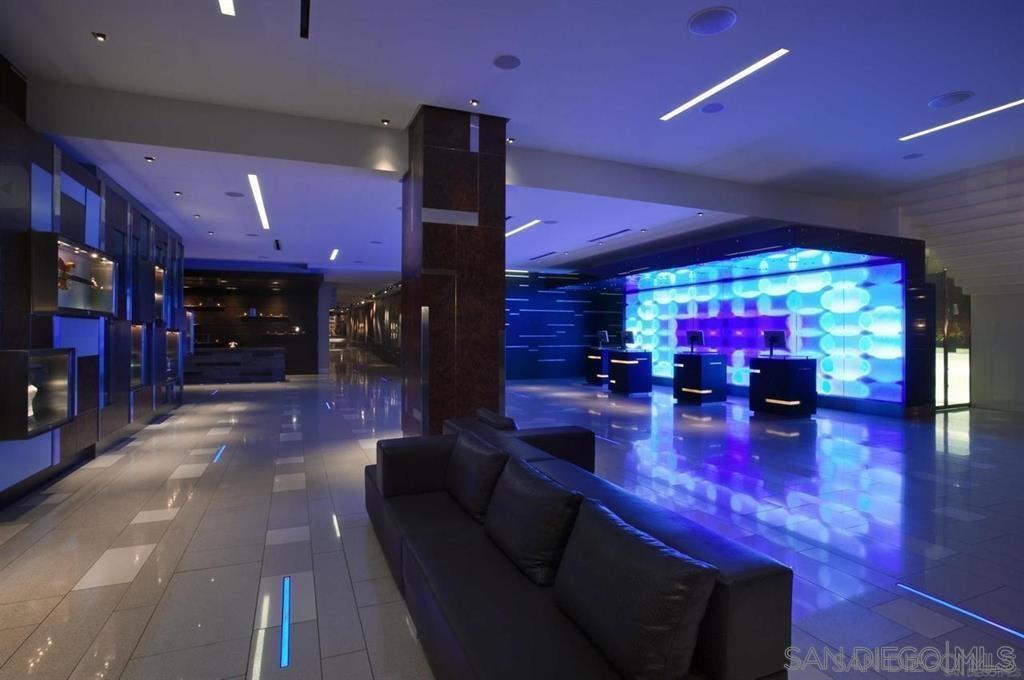 207 5th Ave 332
