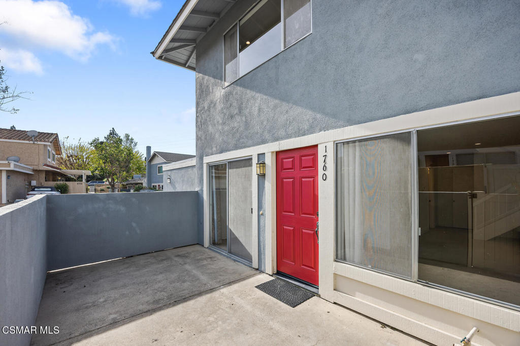 1760 E Avenida De Las Flores