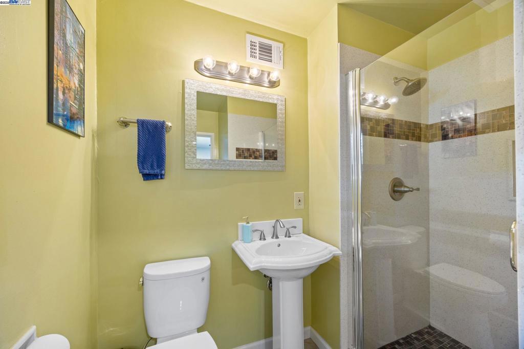 CASTRO VALLEY - Residential