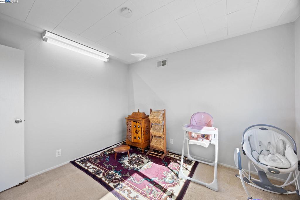 CASTRO VALLEY - Residential