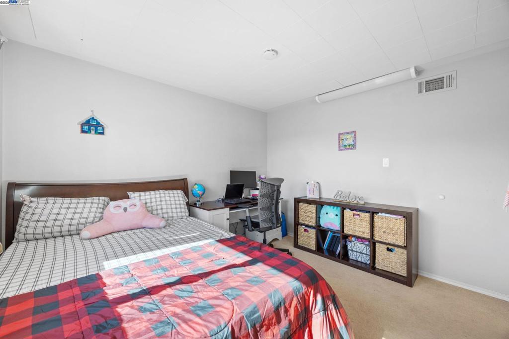 CASTRO VALLEY - Residential