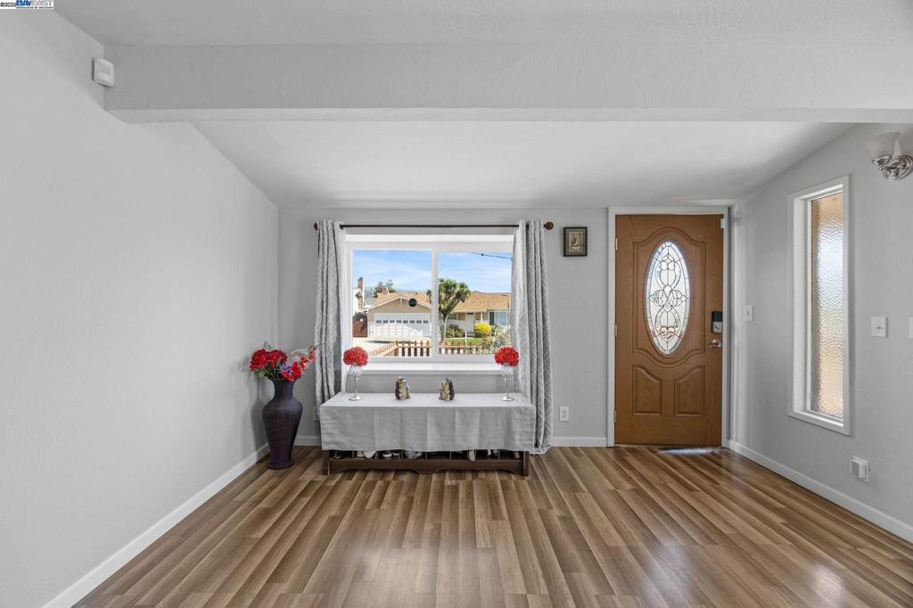 CASTRO VALLEY - Residential