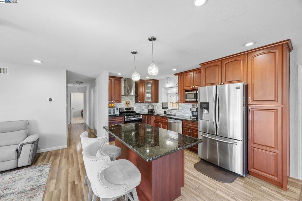 CASTRO VALLEY - Residential