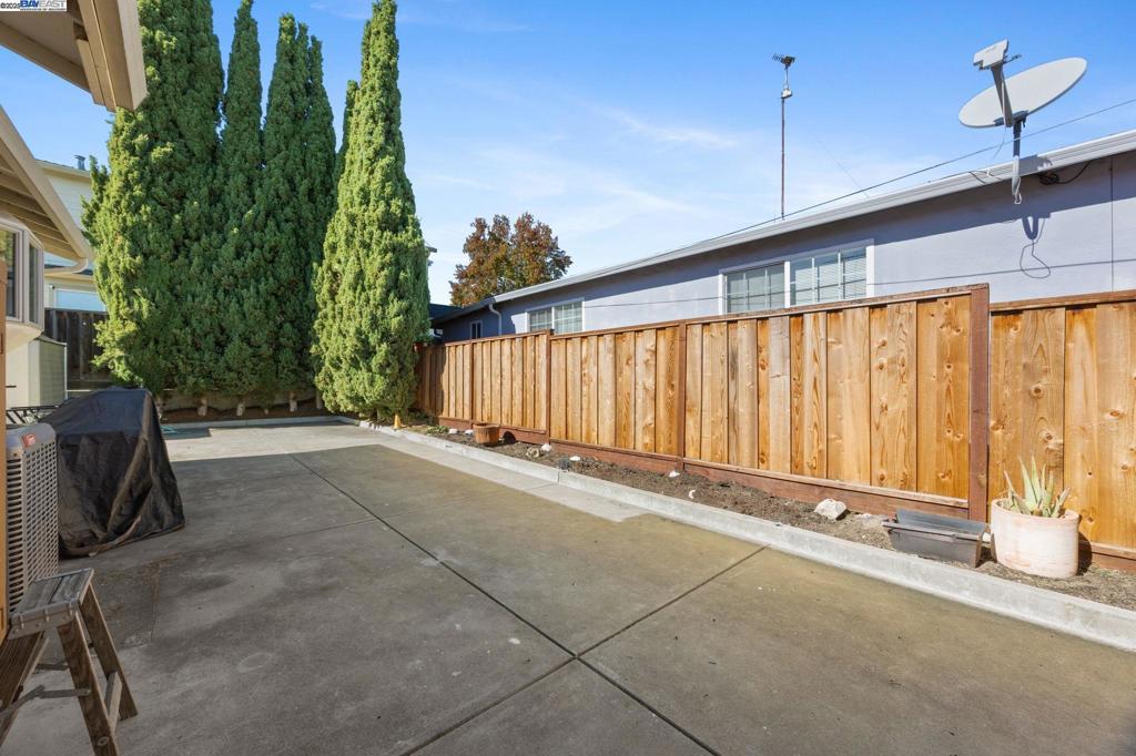 CASTRO VALLEY - Residential