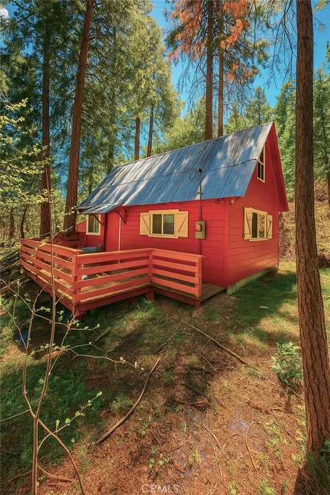 10520 Spruce Drive, Wofford Heights, CA 93285 - MLS#: NS26030512