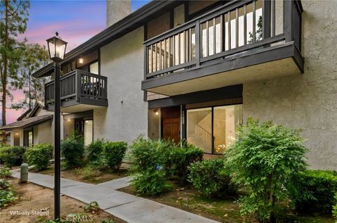 Photo of 5424 Via Alberca, Riverside, CA 92507 (MLS # IV26097839)