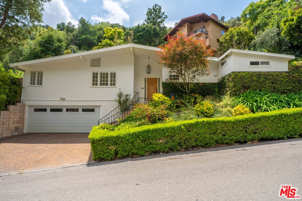 10160 Cielo Drive