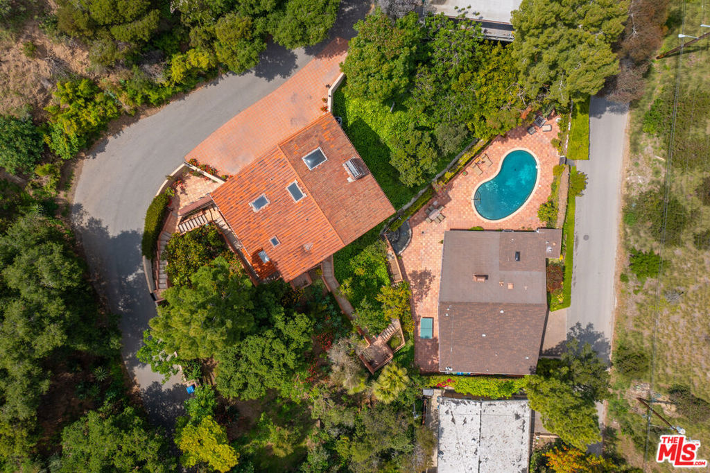 10160 Cielo Drive
