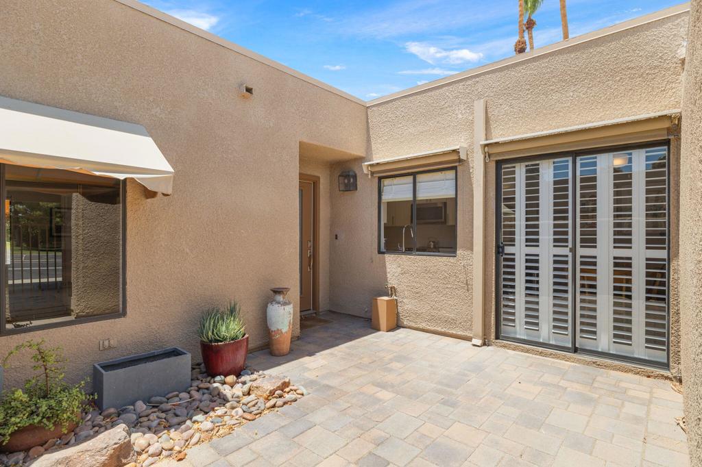 72499 Desert Flower Drive