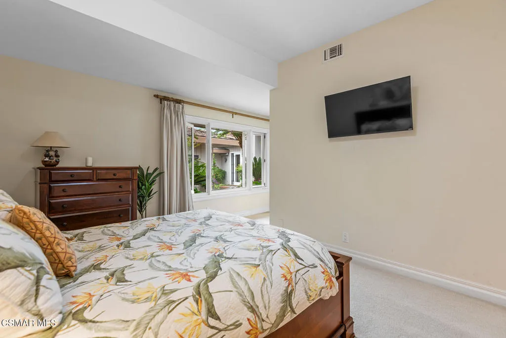 Westlake Village, California 91361, United States, 3 Bedrooms Bedrooms, ,4 BathroomsBathrooms,Residential,Active,112879