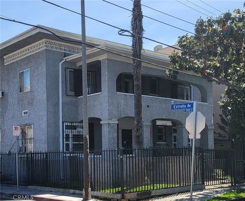 Photo of 1938 Bonsallo Avenue #101, Los Angeles, CA 90007 (MLS # PW26073020)