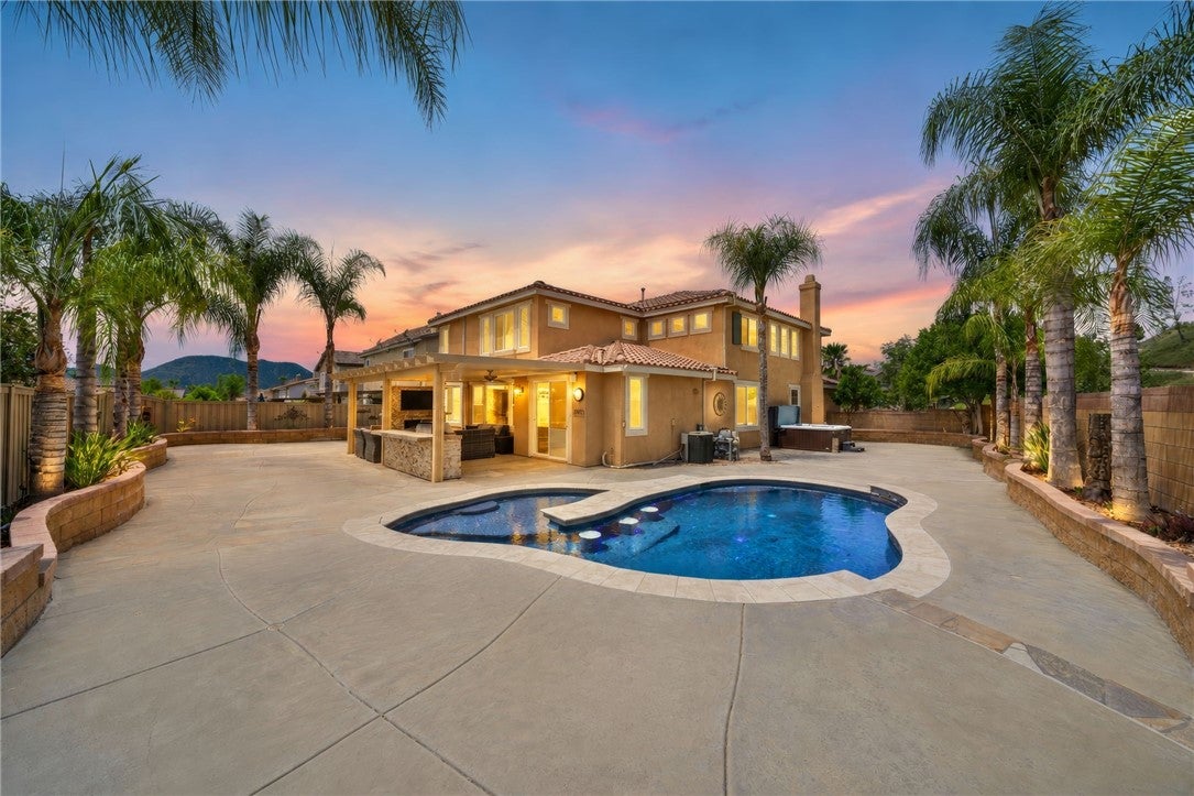35335 Trailside