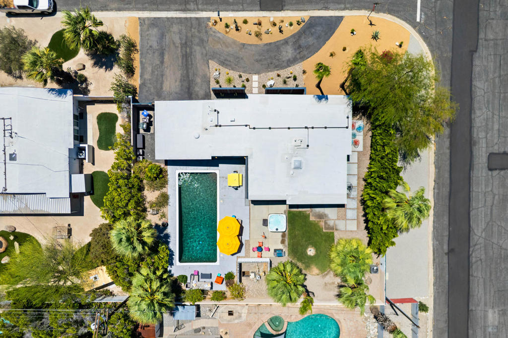 2970 N Davis Way