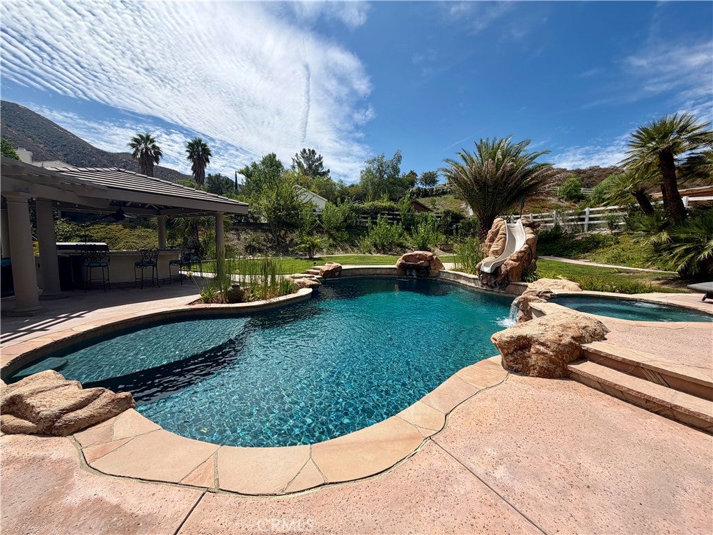 15260 Saddleback Road
