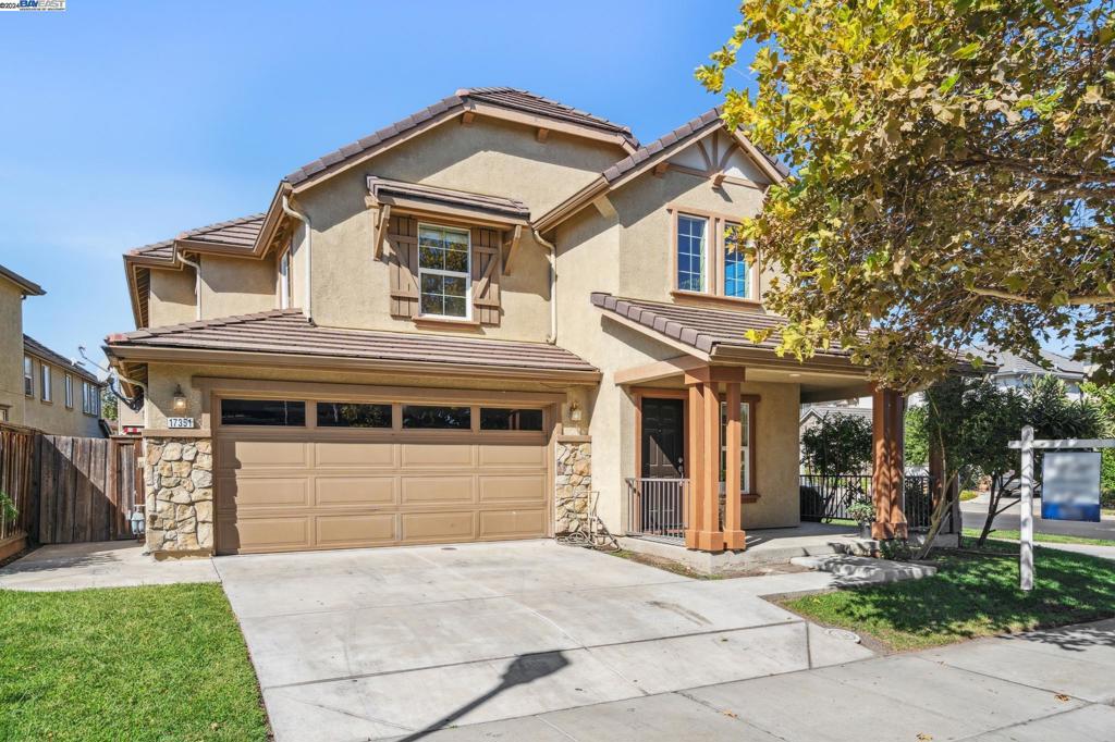 MOSS LANDING - Residential