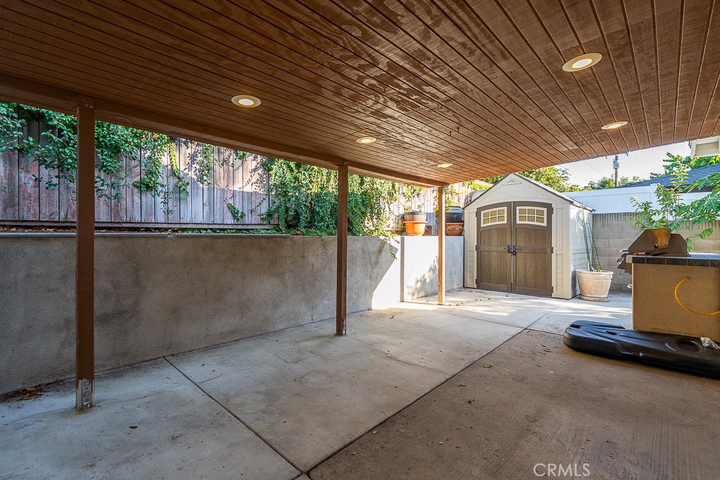 unknown - Residential Lease