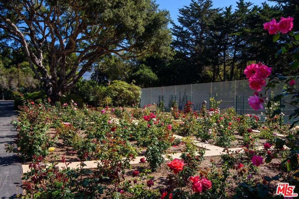 Bonnymede Shores HOA - Residential