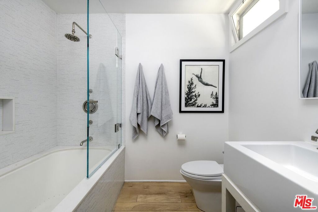 Bonnymede Shores HOA - Residential