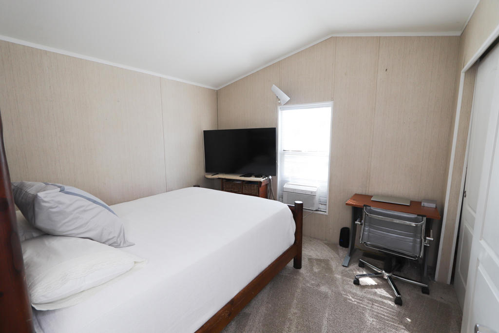 Not Applicable-1 - Manufactured In Park