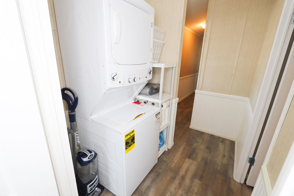 Not Applicable-1 - Manufactured In Park