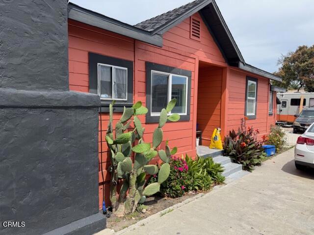 2422 Alameda Avenue