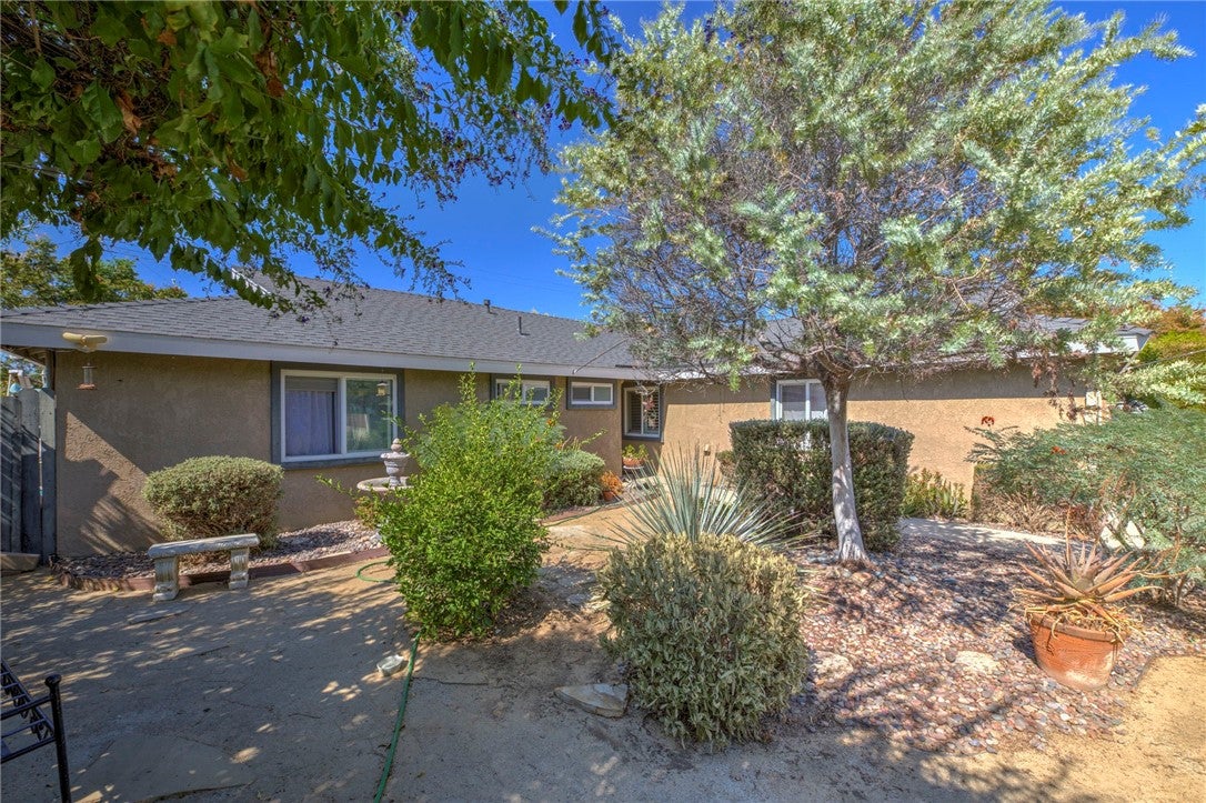 11621 Fireside