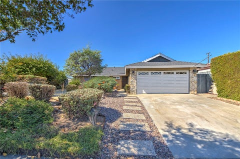 Photo of 11621 Fireside DR, Whittier, CA 90604 (MLS # PW26212917)