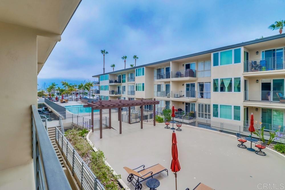 1021 Scott Street 219