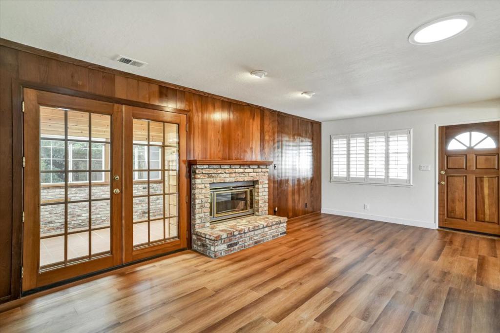 784 Sherman Oaks Drive