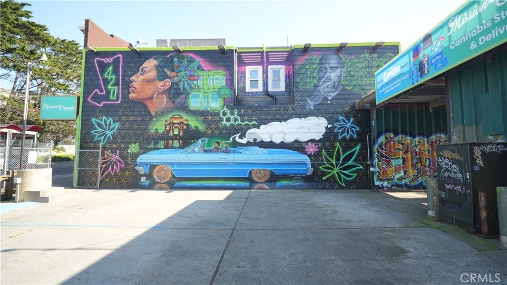 2843 Geary