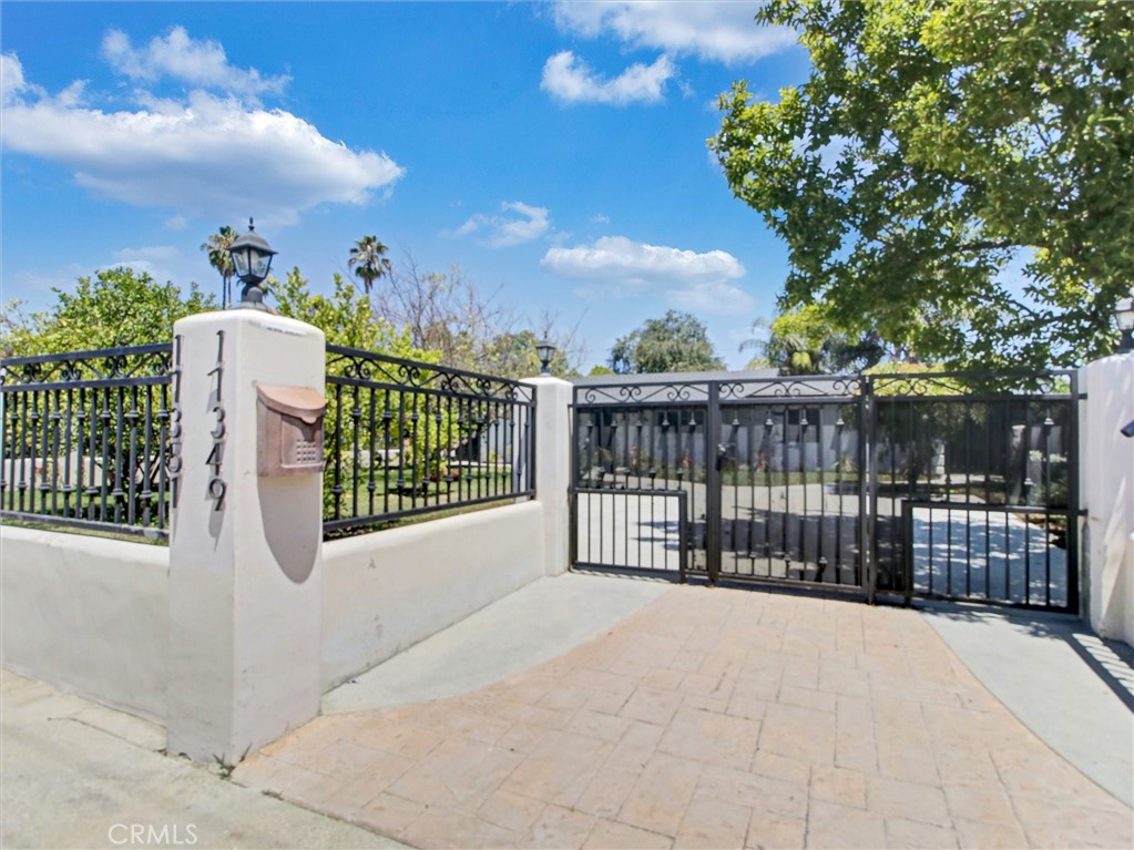 17349 Saticoy