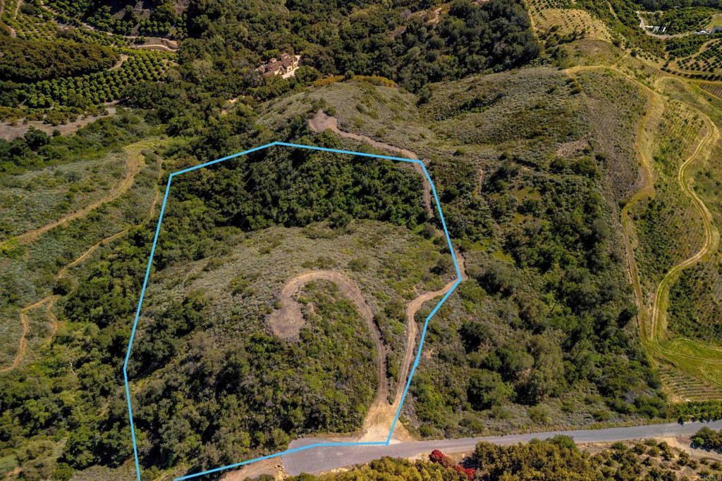 11 Calle Cresta Road