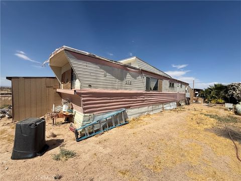 Photo of 35030 Harvard RD, Newberry Springs, CA 92365 (MLS # SW26107435)