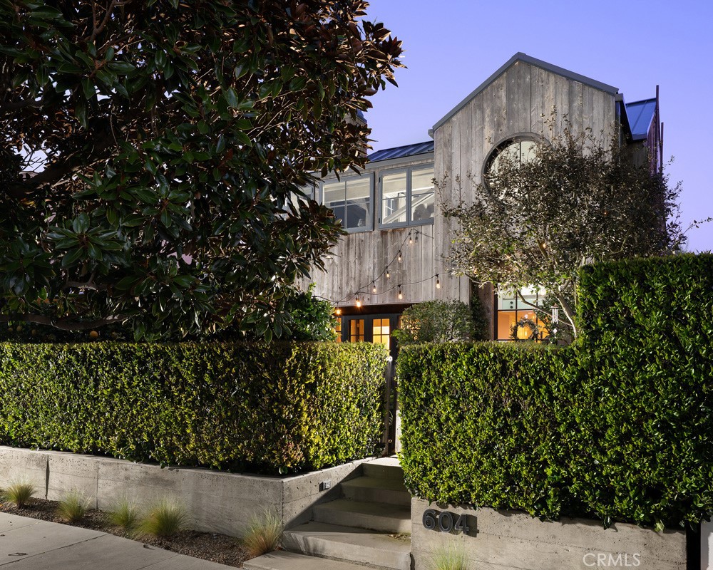 Corona del Mar South of PCH (CDMS) - Residential