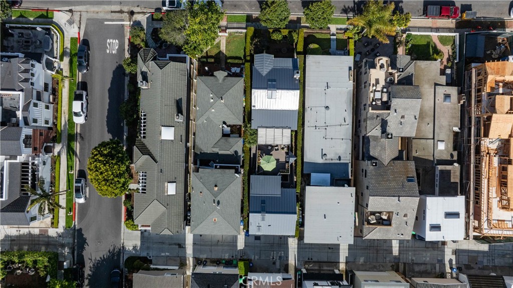 Corona del Mar South of PCH (CDMS) - Residential