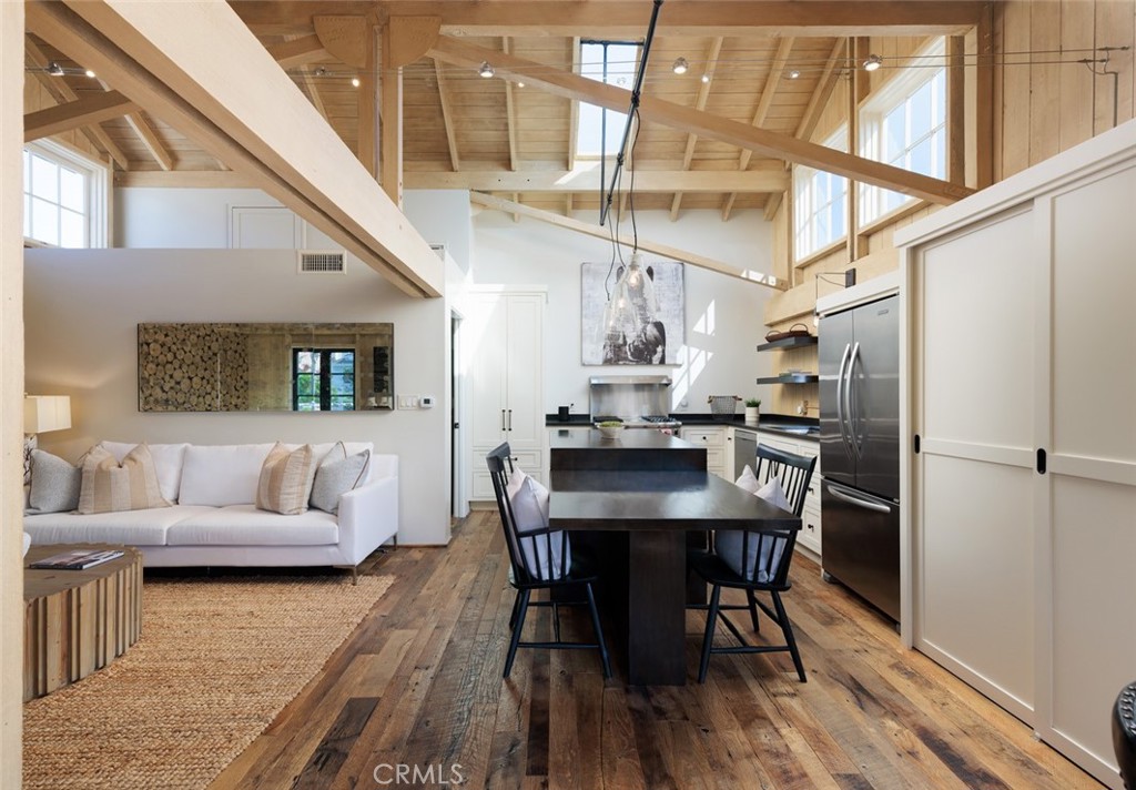 Corona del Mar South of PCH (CDMS) - Residential