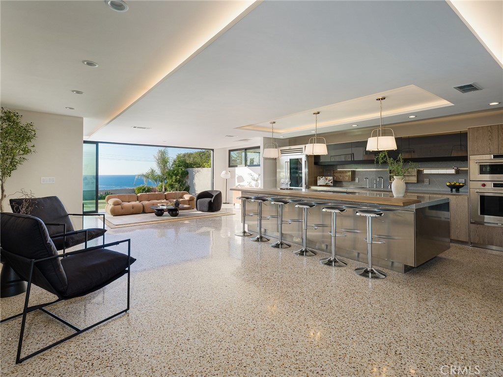 355 Hillcrest Street