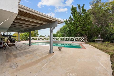 Tiny photo for 23760 Harwich Place, West Hills, CA 91307 (MLS # SR26026727)