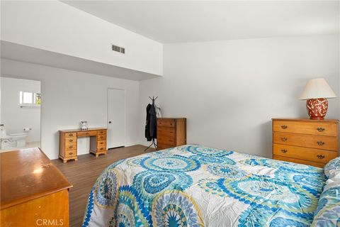 Tiny photo for 23760 Harwich Place, West Hills, CA 91307 (MLS # SR26026727)