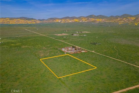 Tiny photo for 0 Bellflower Road, Santa Margarita, CA 93453 (MLS # NS26029507)