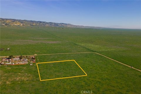 Tiny photo for 0 Bellflower Road, Santa Margarita, CA 93453 (MLS # NS26029507)