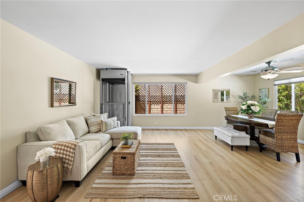33262 Paseo Molinos