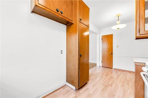 Tiny photo for 1739 E Appleton St #3, Long Beach, CA 90802 (MLS # OC25254724)