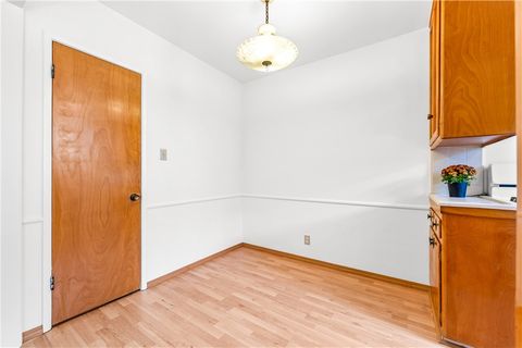 Tiny photo for 1739 E Appleton St #3, Long Beach, CA 90802 (MLS # OC25254724)